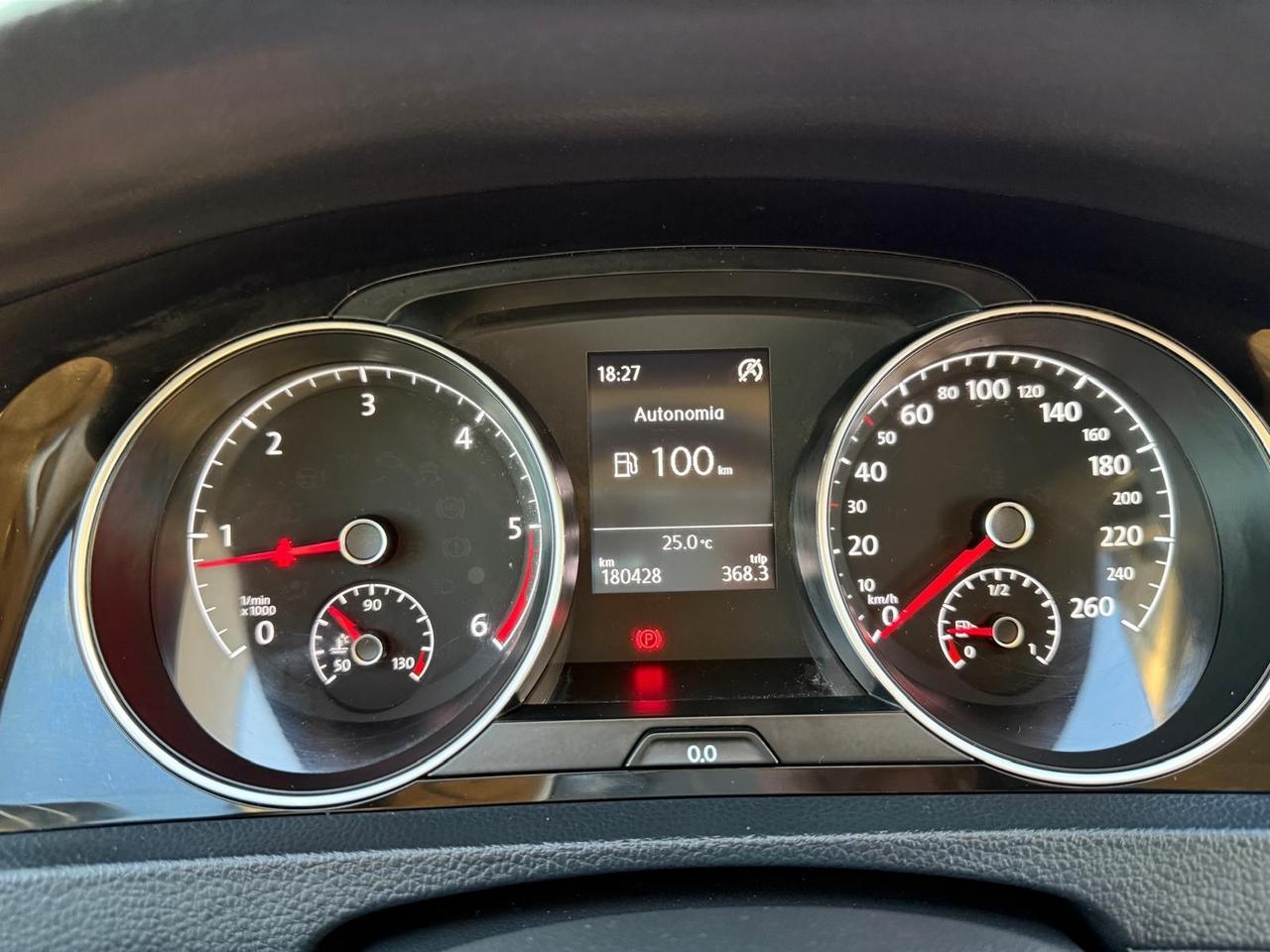 Volkswagen Golf 1.6 TDI 5p. Highline 180.000Km