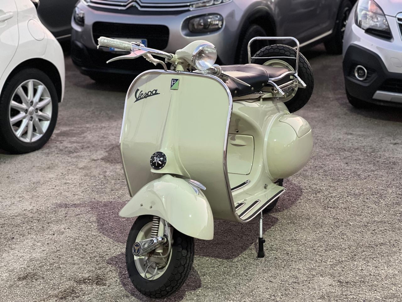 Piaggio Vespa 150 (VBB1) Struzzo