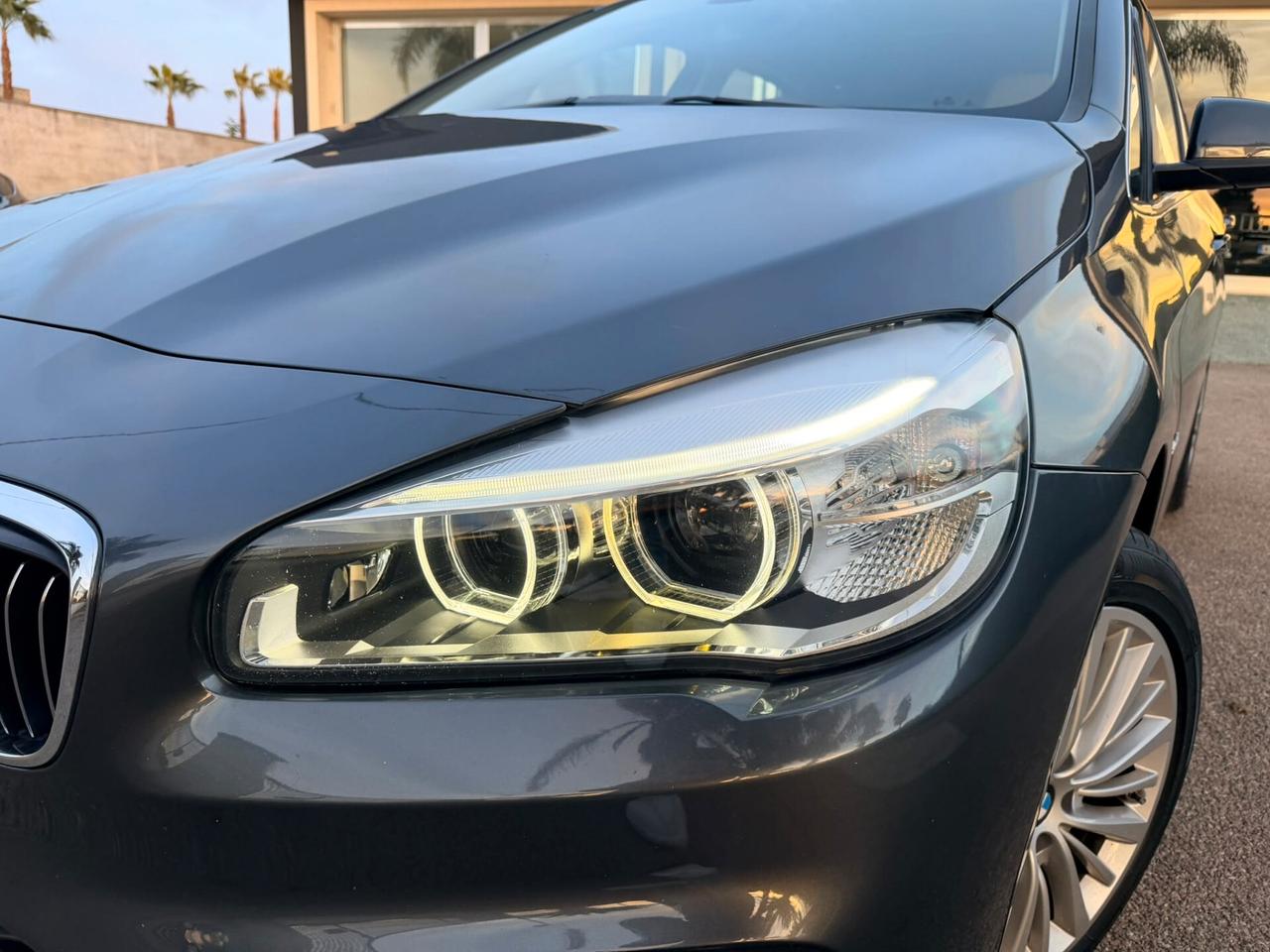 Bmw 216d Active Tourer Luxury Pelle/Led