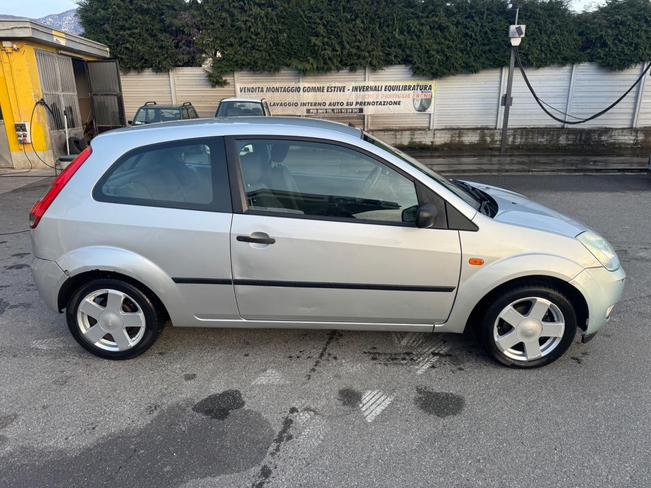 Ford Fiesta 1.3 benzina 70cv 3p
