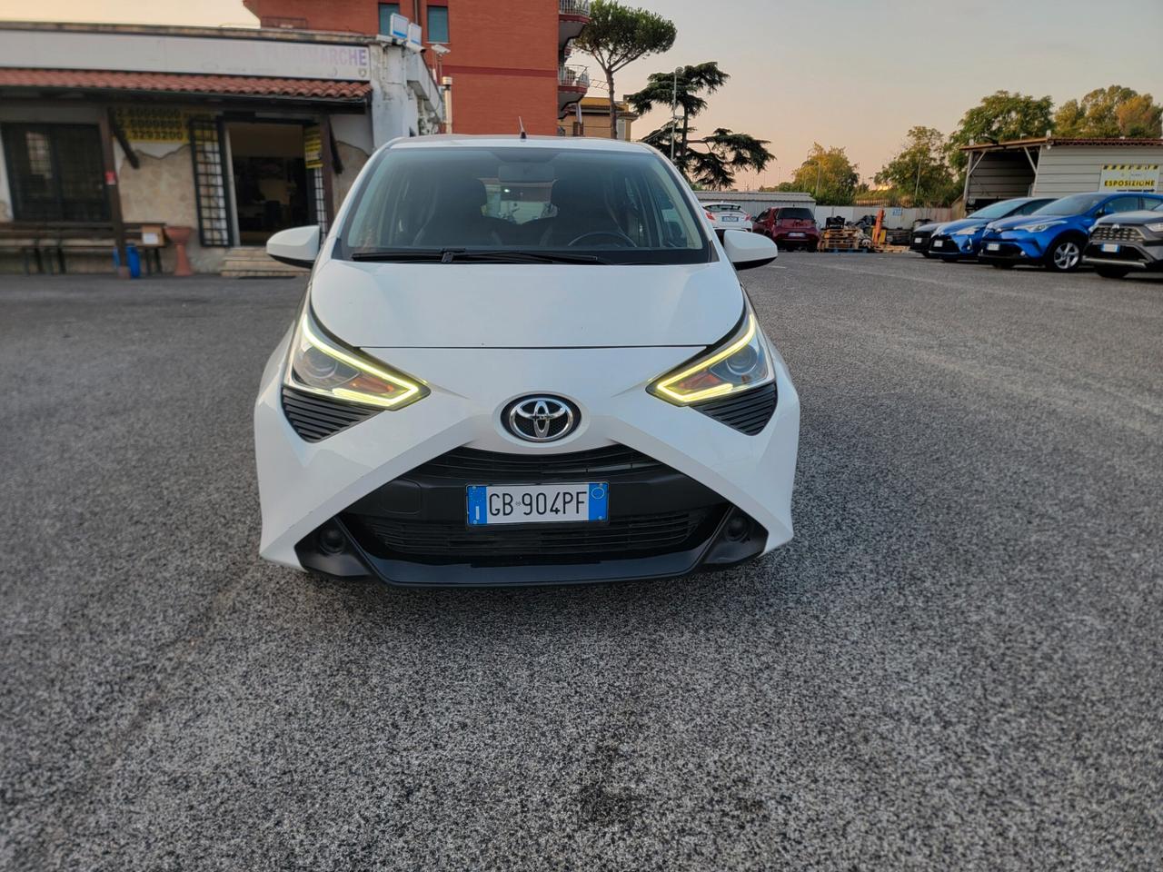 Toyota Aygo Connect x-play MMT 51 mila km! Garanzia
