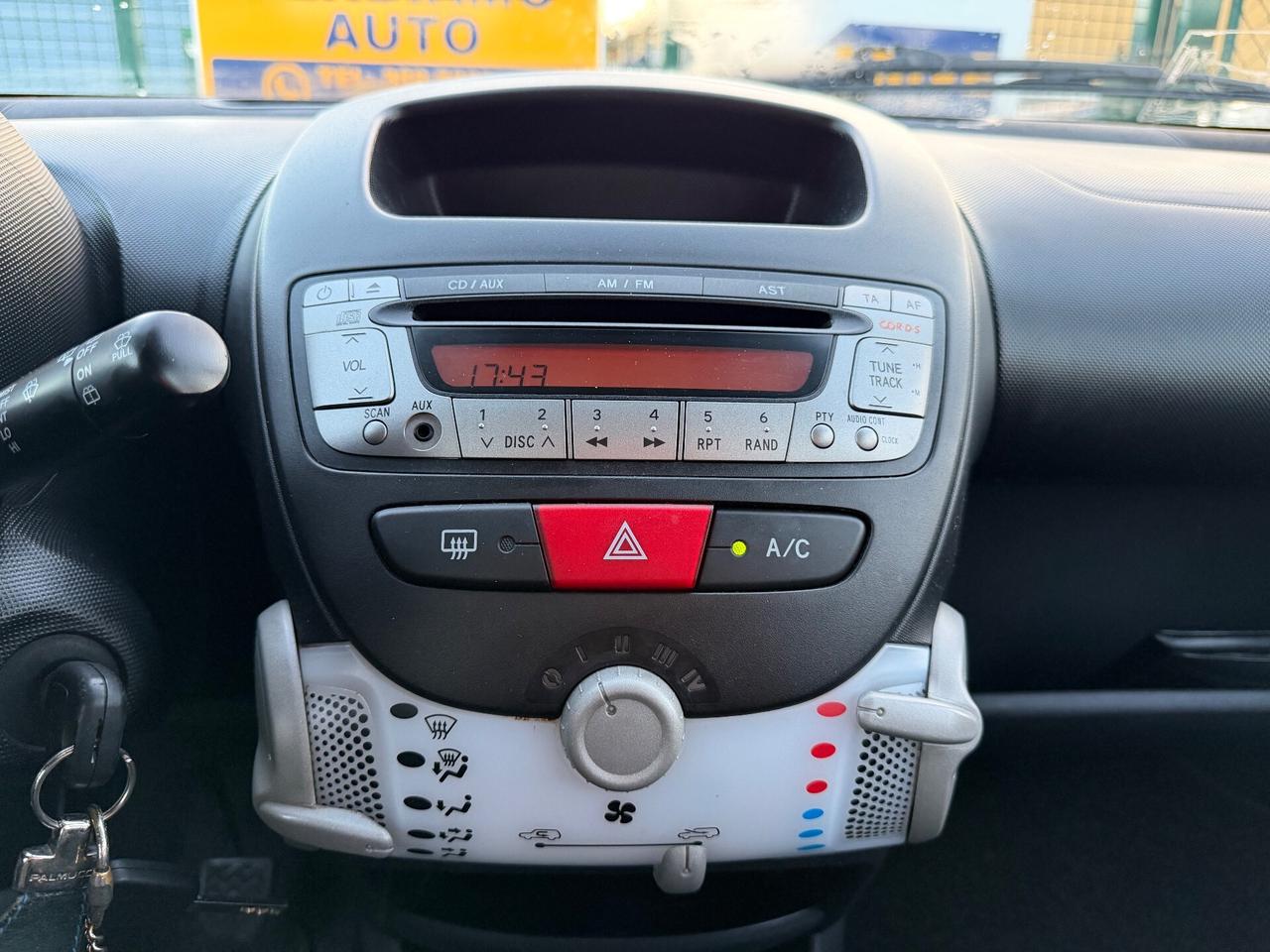 Peugeot 107 1.0 68CV 5p. “ 45 Mila Km CERTIFICATI “