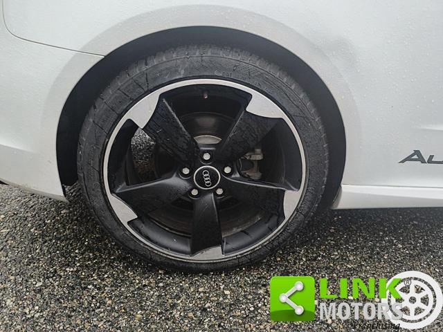 AUDI A3 1.8 TFSI quattro S tronic S-LINE
