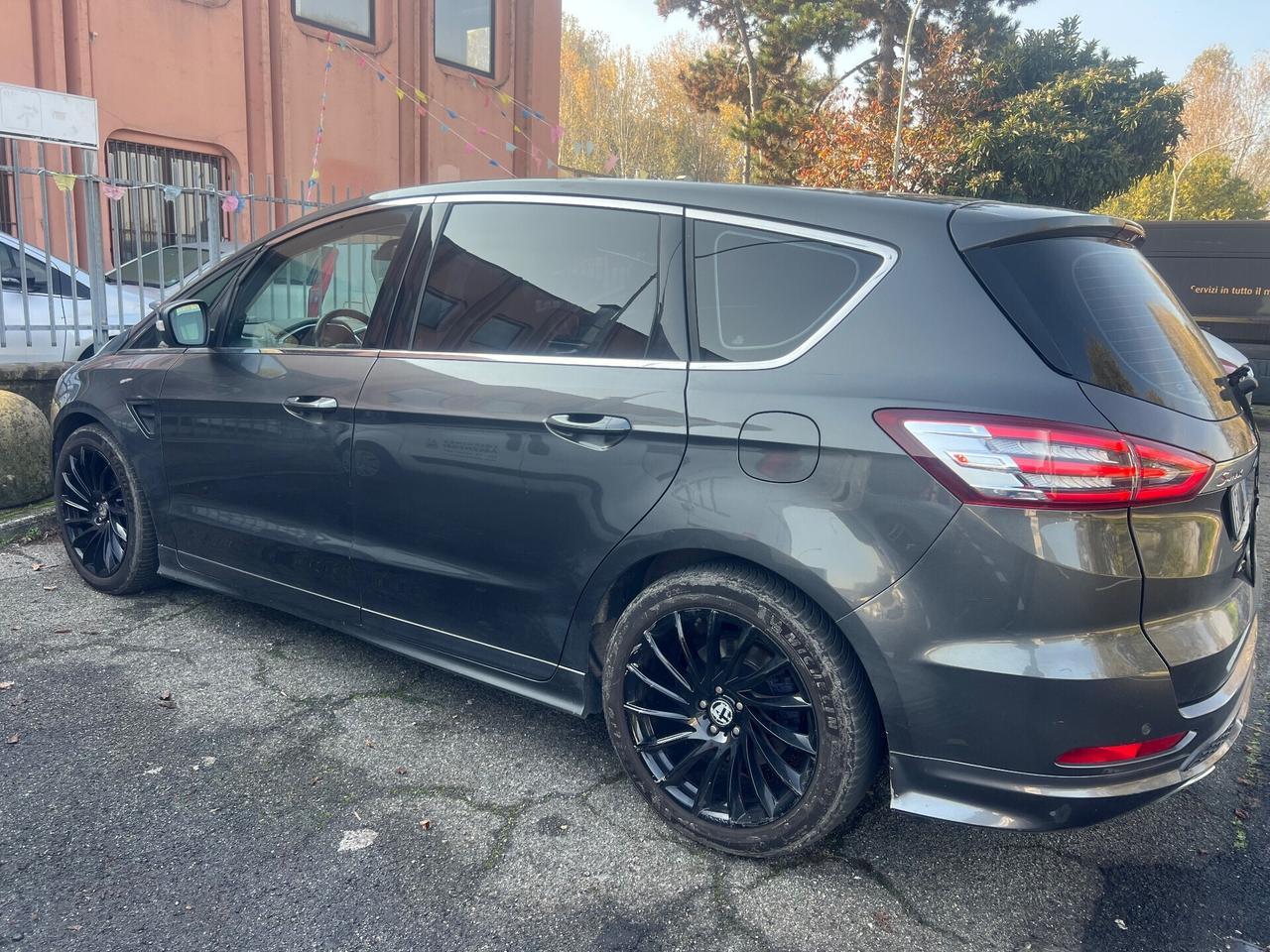 Ford S-Max 2.0 TDCi 180CV S&S Powershift AWD Titanium Business