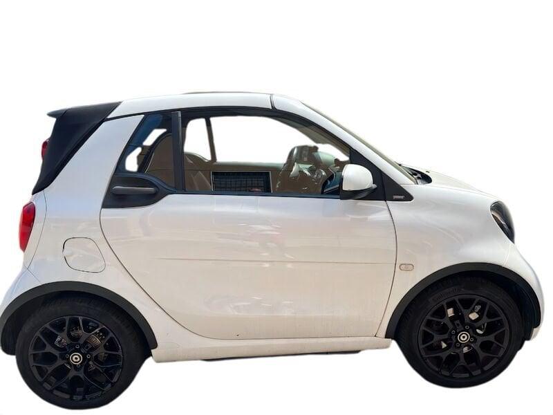 smart fortwo cabrio 1.0 62kW passion