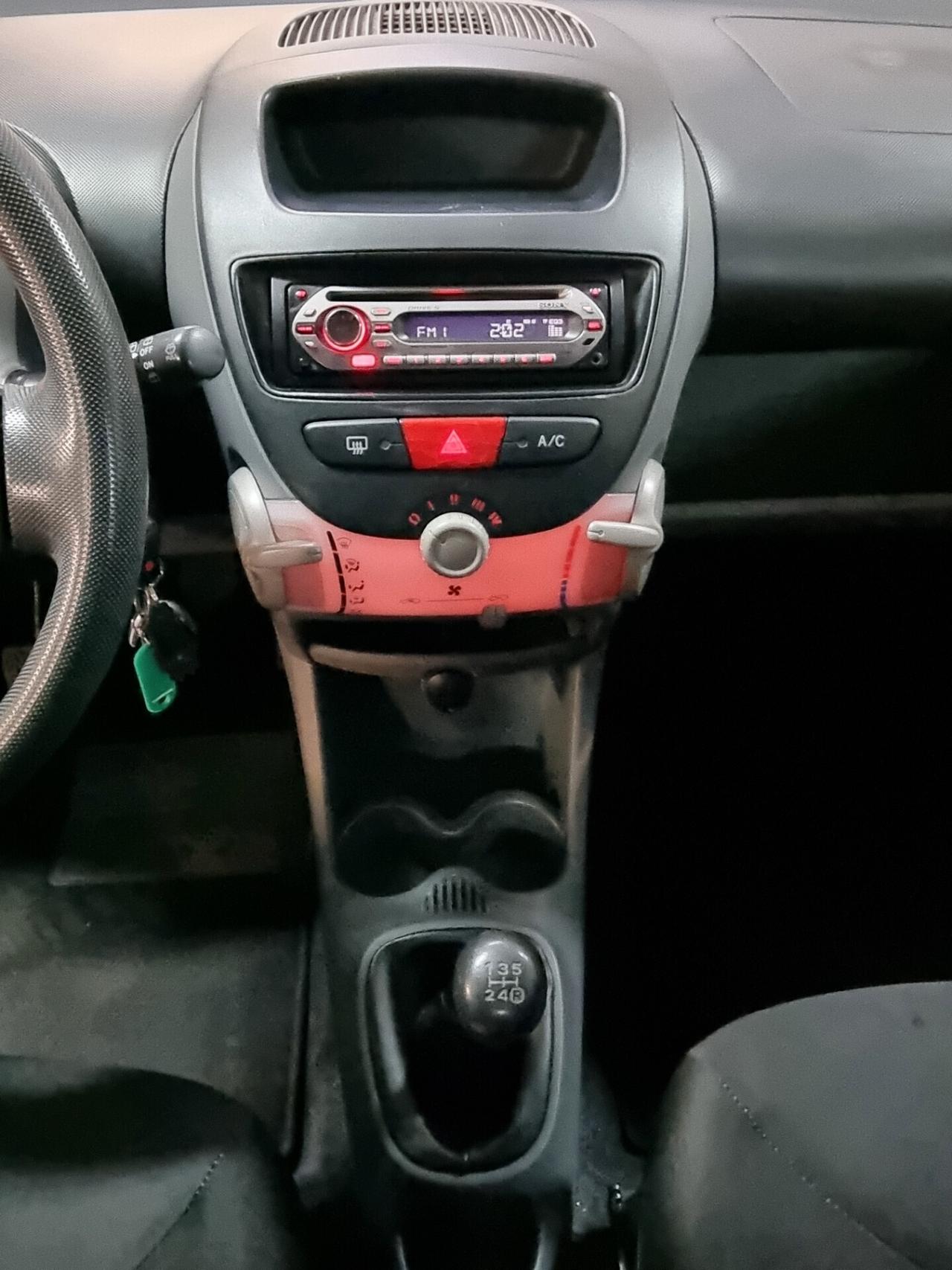 Toyota Aygo 1.0 12V VVT-i 3 porte Sol