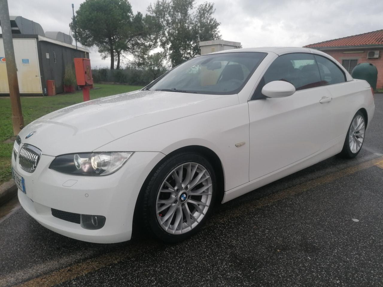 BMW 320d CABRIO Msport-PELLE-NAVI-BIXENON-