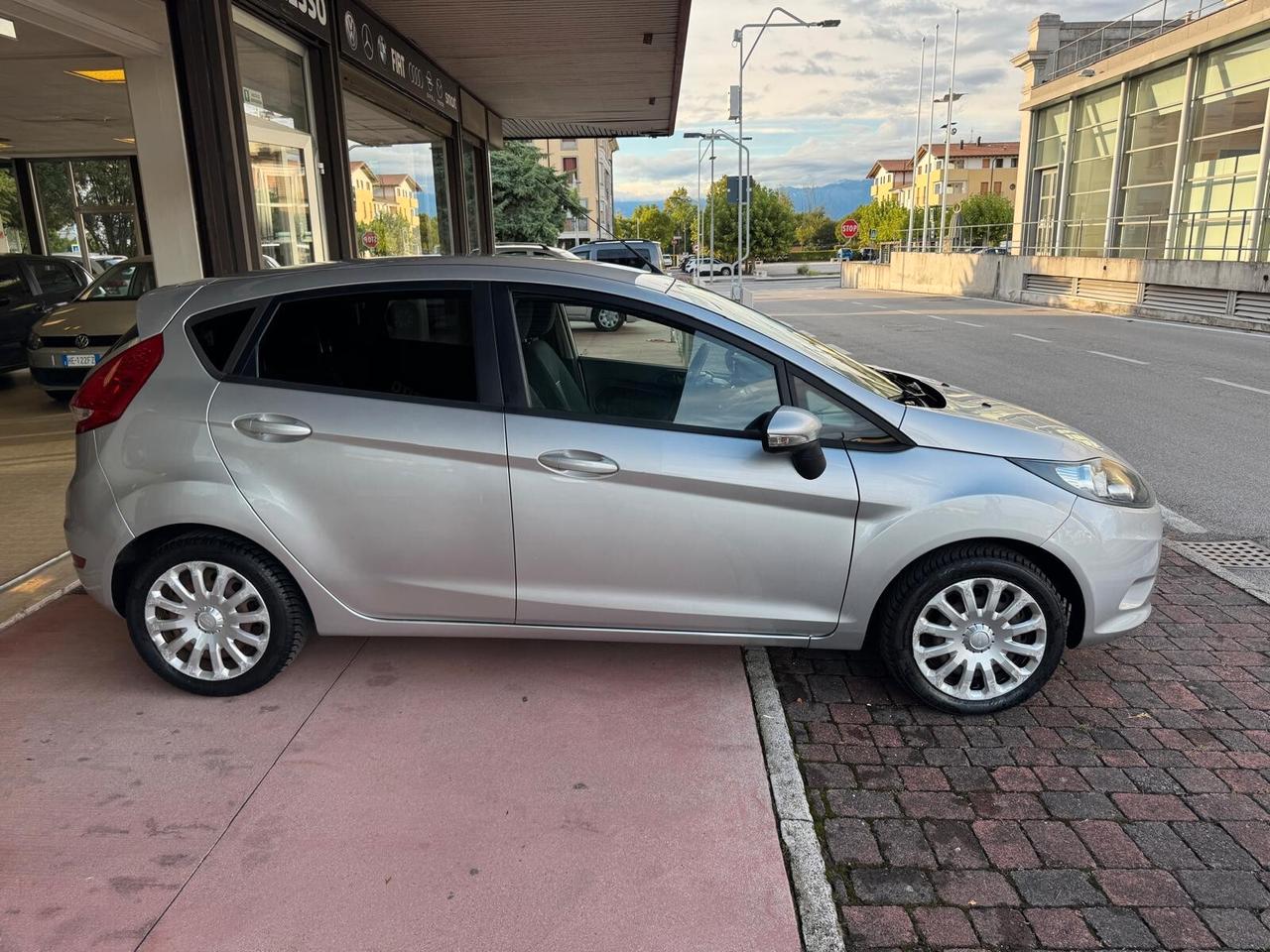 Ford Fiesta 1.2 82 CV 5 porte 82cv