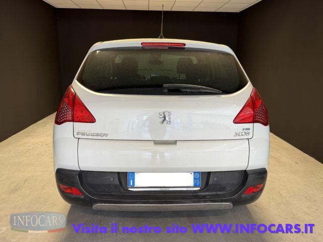 PEUGEOT 3008 1.6 e-HDi 112CV Autom.