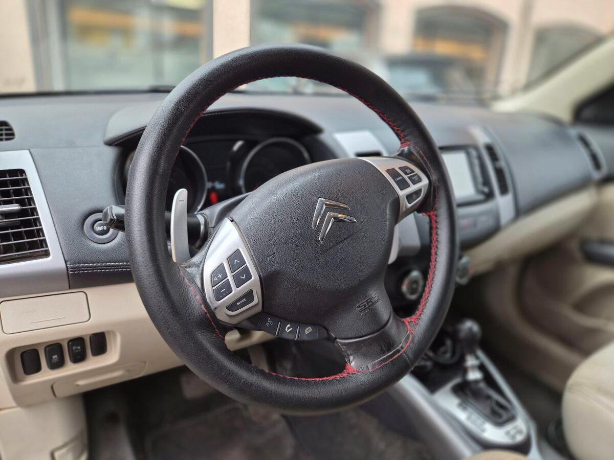 Citroen C-Crosser 2.2 hdi Exclusive dcs