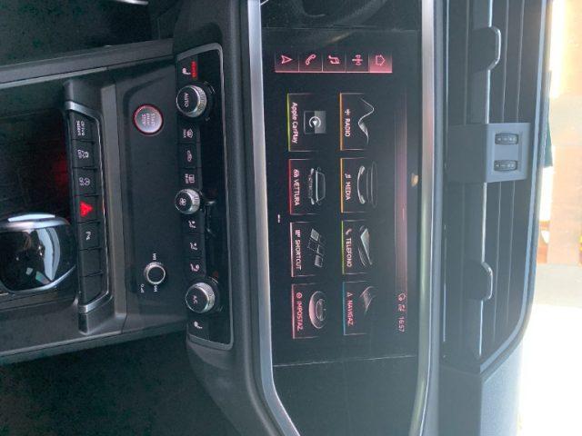 AUDI RS Q3 SPB quattro S tronic