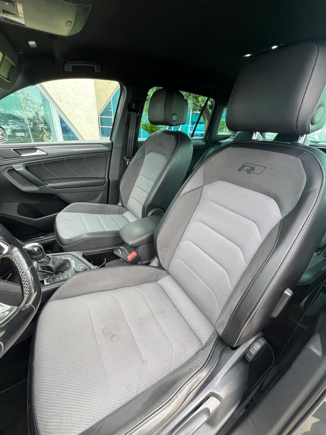 Volkswagen Tiguan 2.0 BiTDI SCR DSG 4MOTION Advanced R-Line BMT