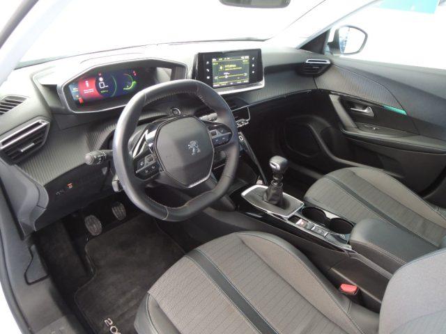 PEUGEOT 2008 PureTech 130 S&S Allure Pack