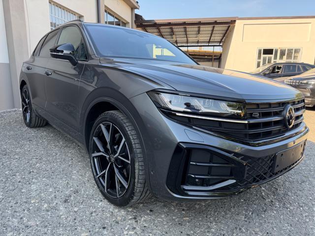 VOLKSWAGEN Touareg 3.0 V6 TDI 286 CV SCR R-Line Final Edition