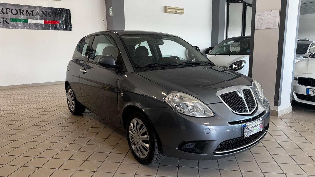 Lancia Ypsilon 1.4 Oro Ecochic GPL