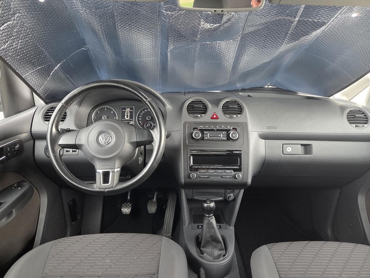 VOLKSWAGEN CADDY 1.6TDI 102CV 7 POSTI
