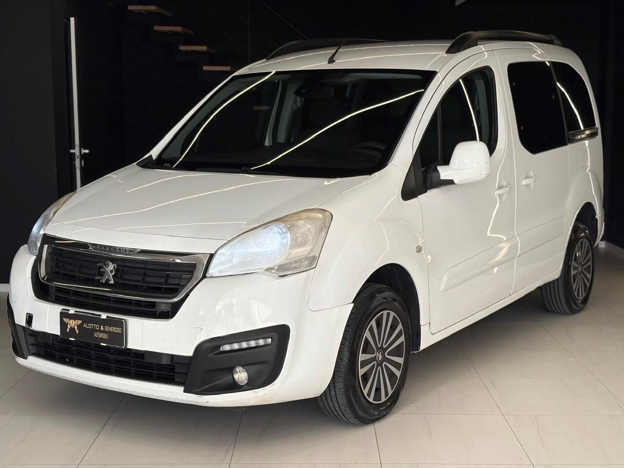 Peugeot Partner Tepee Mix BlueHDi 120 S&S Active