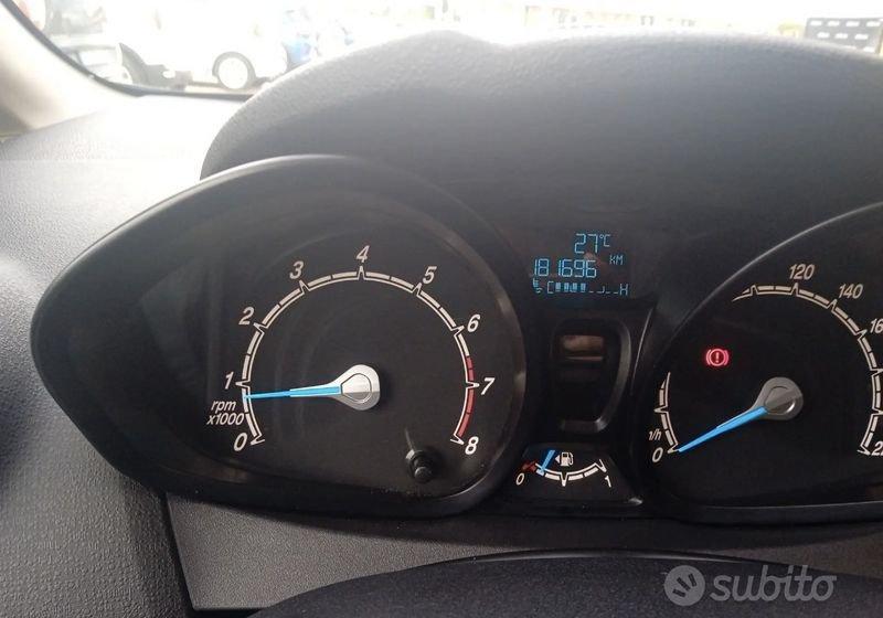 Ford Fiesta Fiesta 5p 1.4 16v + Gpl