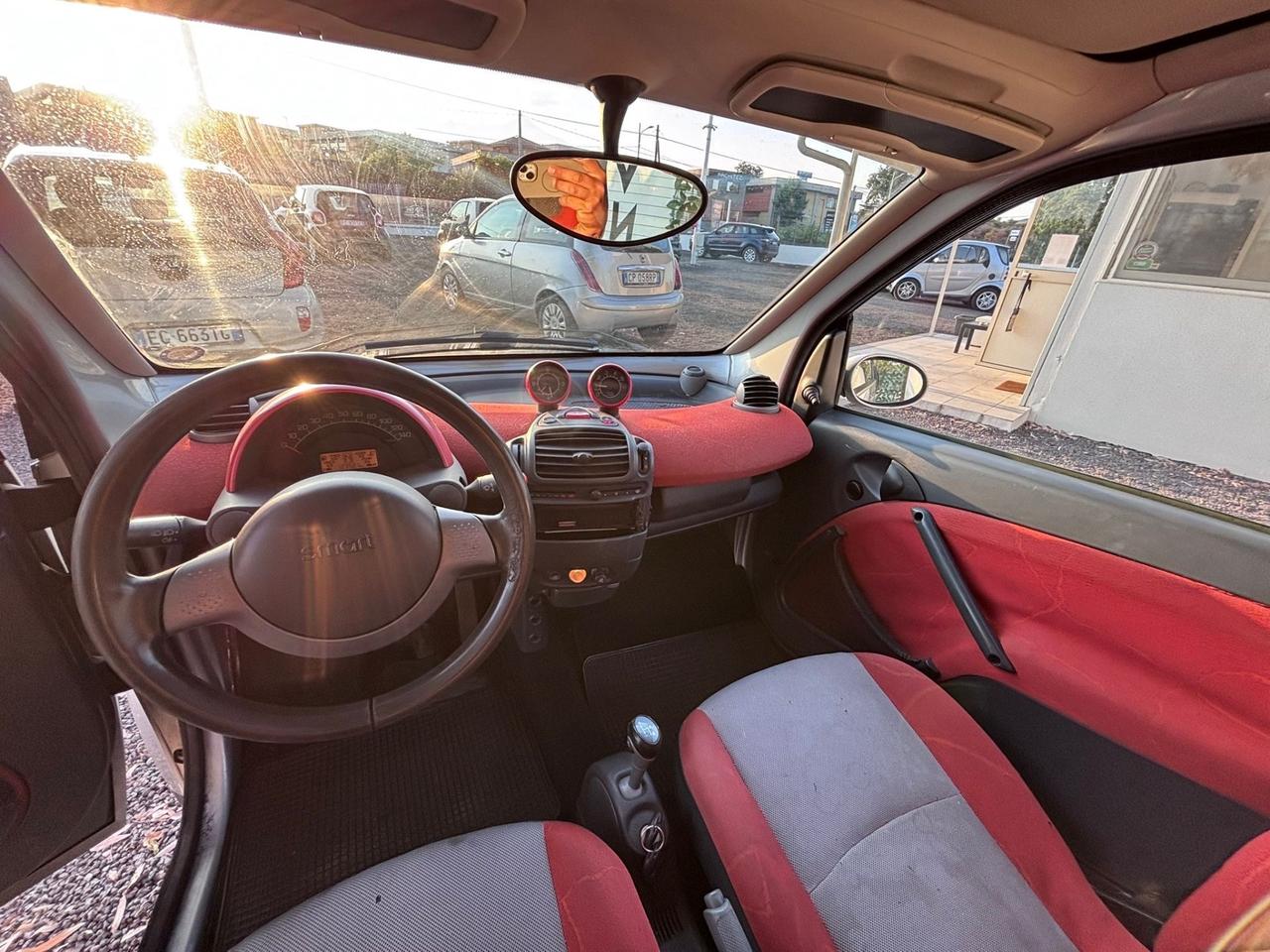 Smart ForTwo 700 coupé pure (37 kW)