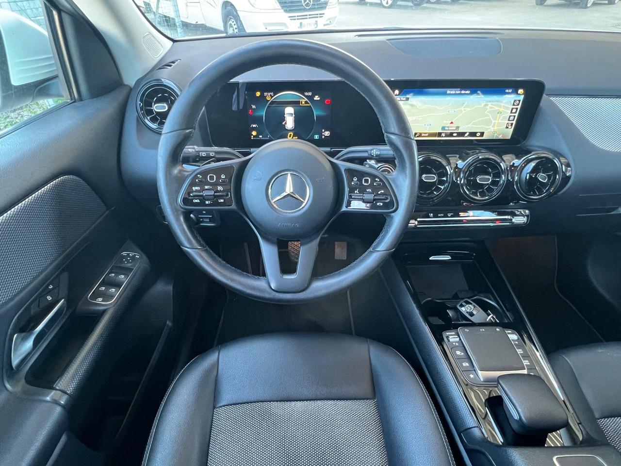 Mercedes-benz GLA 180 d Business FINANZIABILE