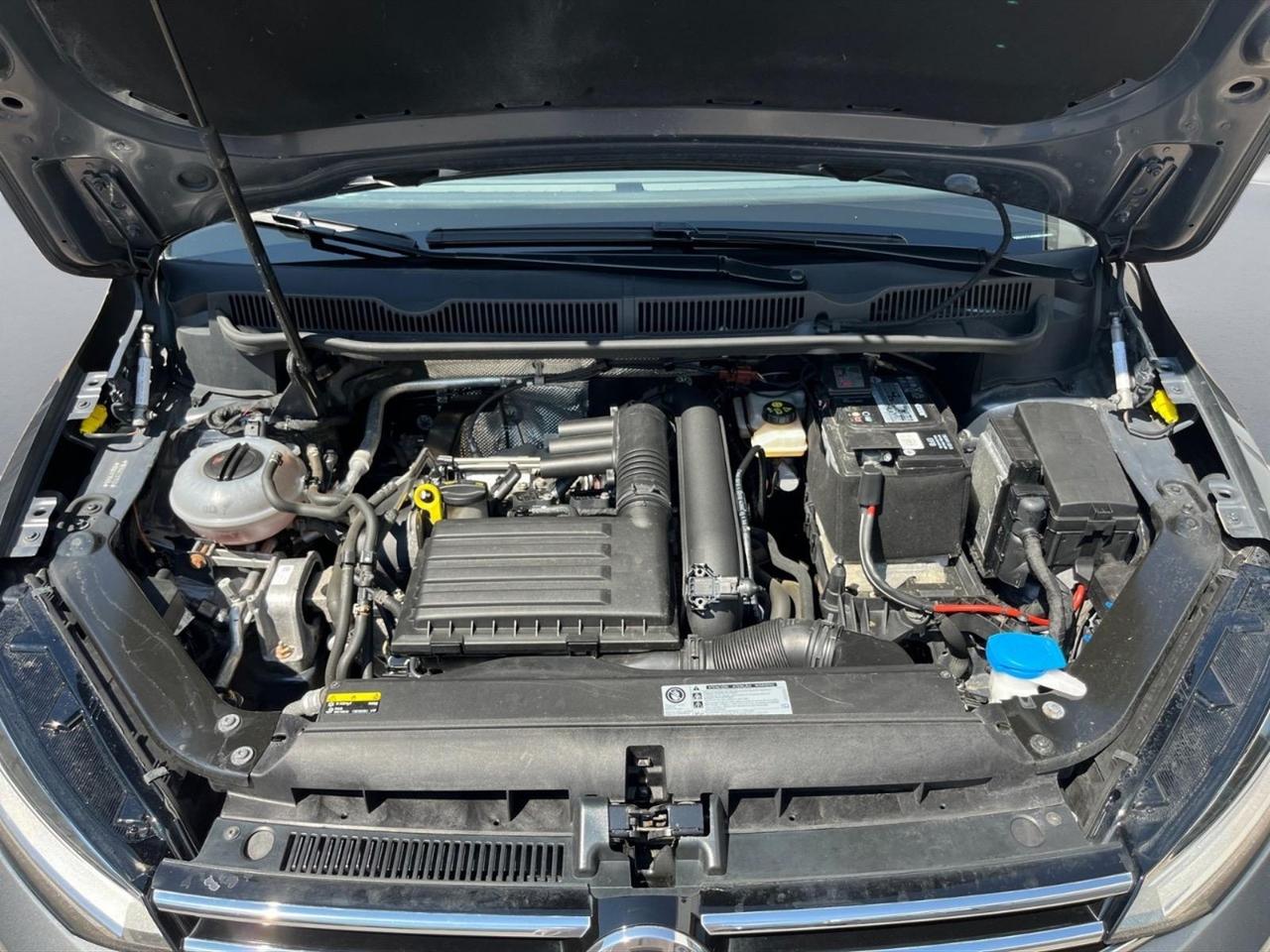 Volkswagen Touran 1.4 tsi business