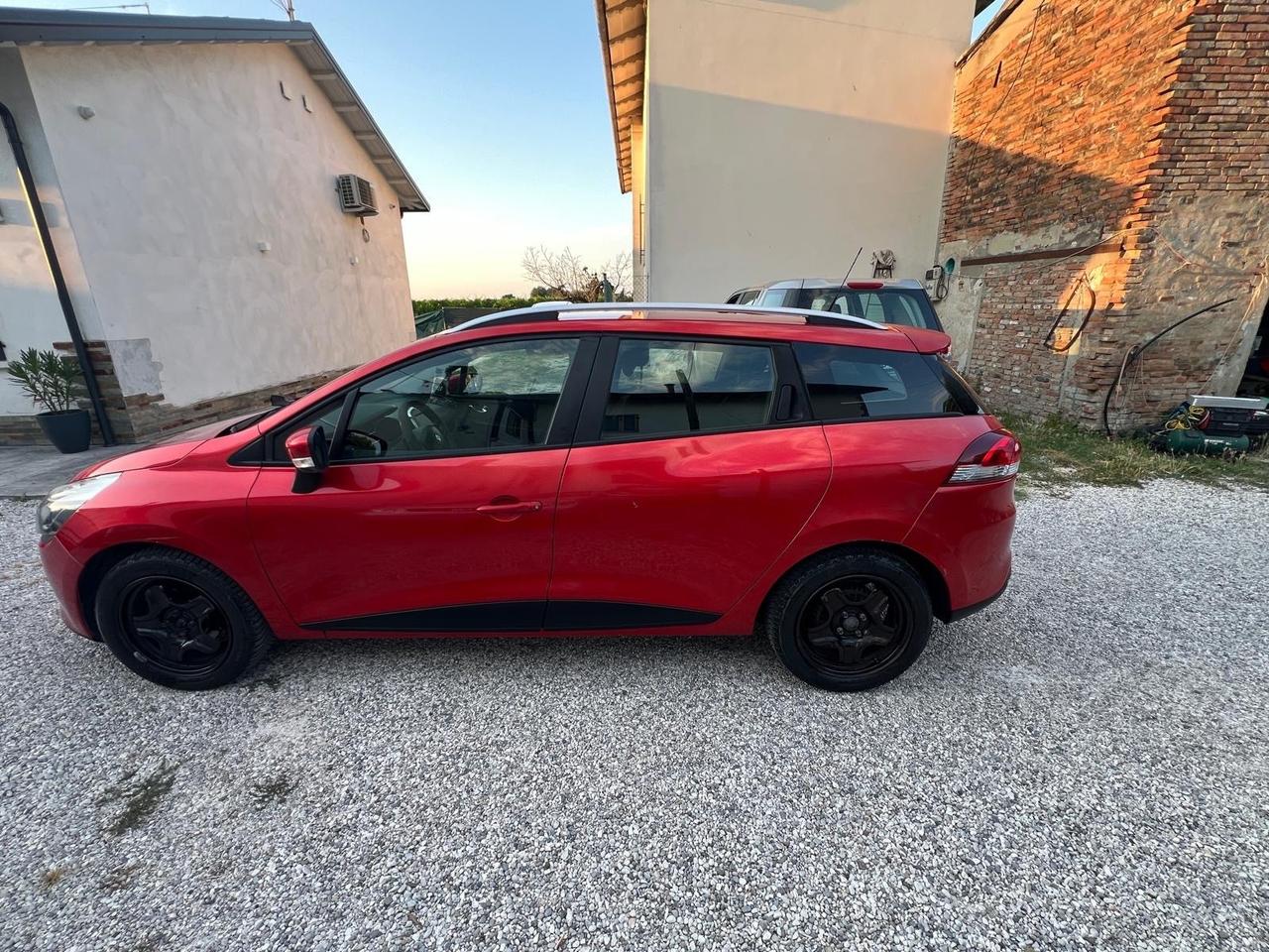 Renault Clio Sporter 1.5 dCi 8V 75CV Live