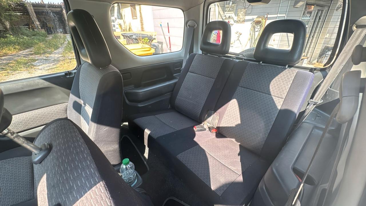 Suzuki Jimny 1.3i 16V cat 4WD JLX Più TURBO DIESEL