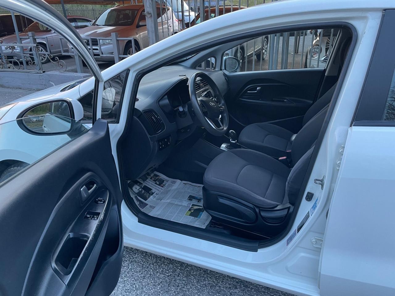 Kia Rio 1.1 CRDi 5p. Cool