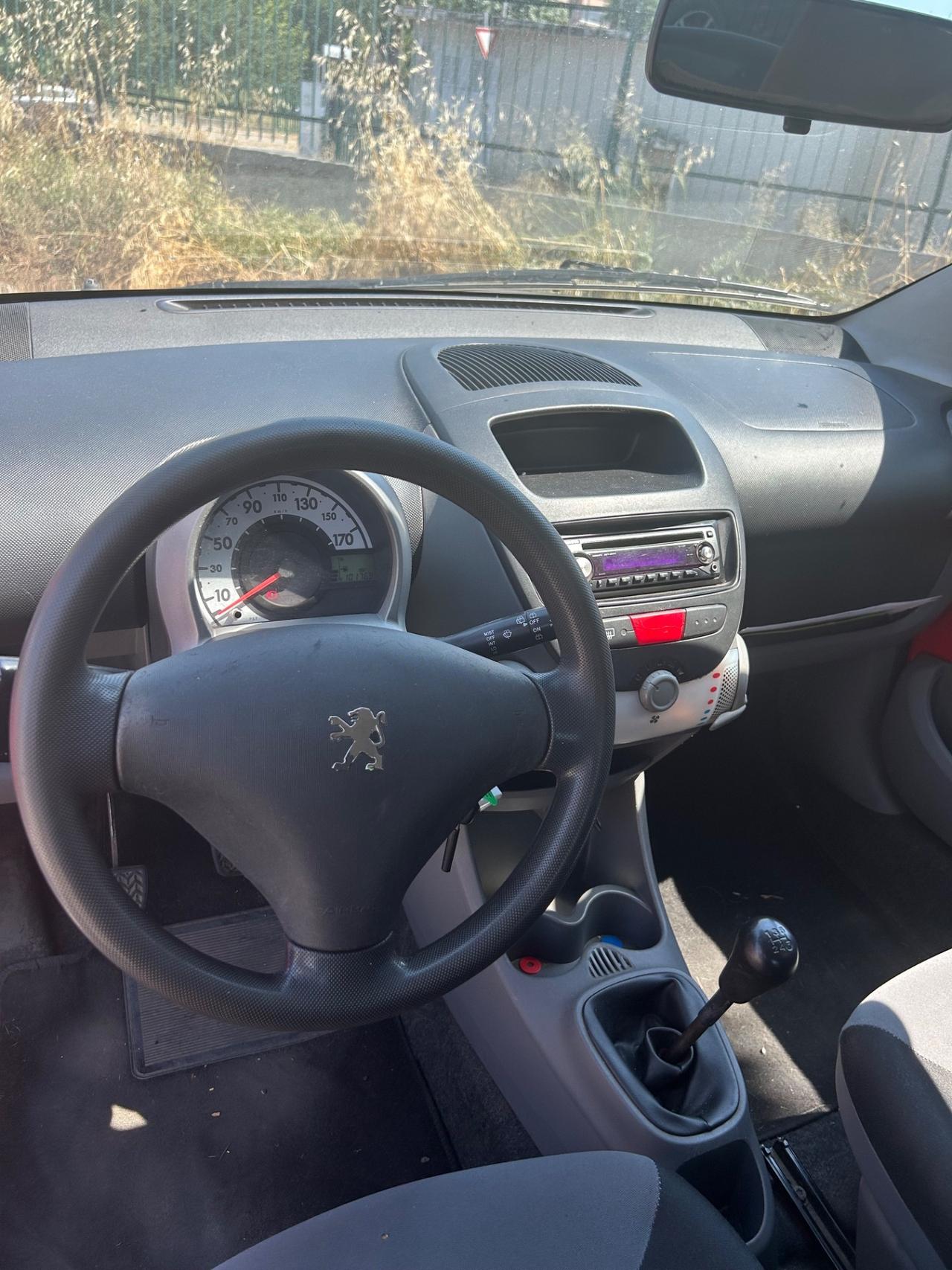 Peugeot 107 1.0 68CV 5p. Plaisir