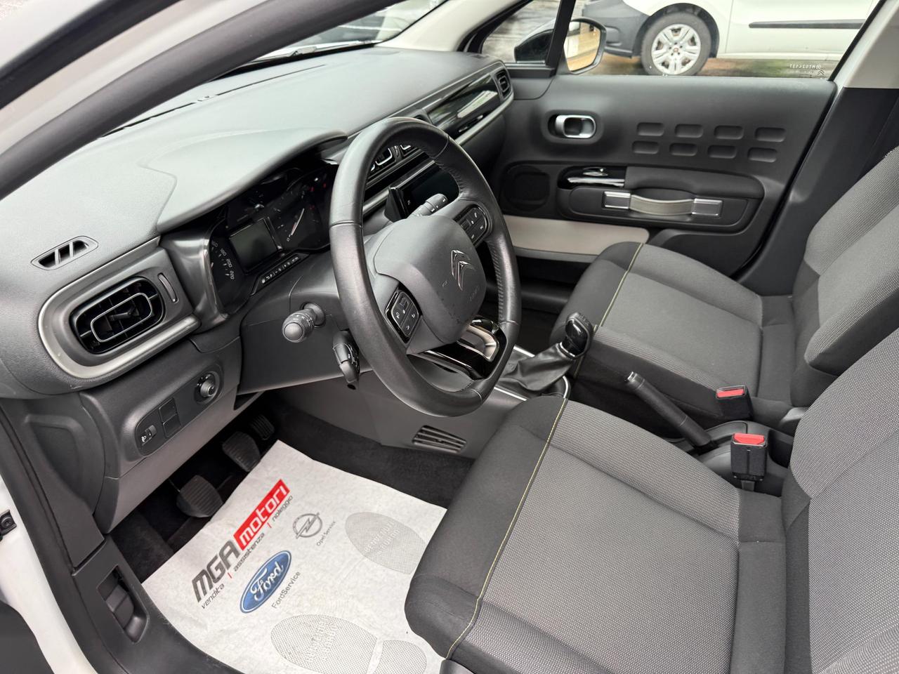 Citroen C3 1.2 puretech Shine s&s 83cv neopatentati my20