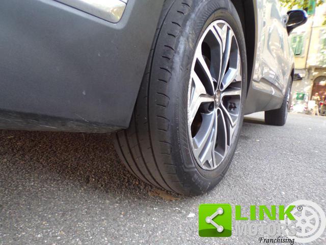 HYUNDAI Santa Fe 2.2 CRDi 4WD A/T 7 posti Xprime con Garanzia