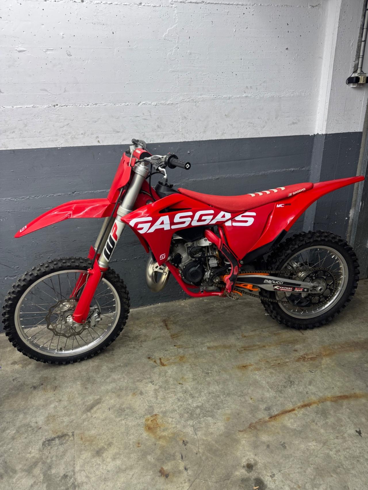 Gas MC 125