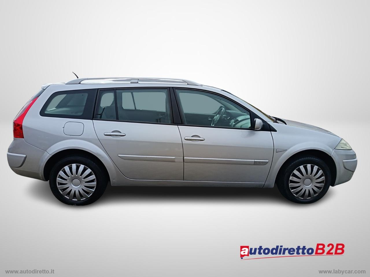 RENAULT Mégane 1.5 dCi 110 CV Dynamique