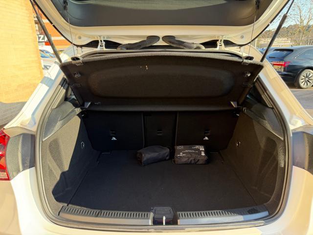 MERCEDES-BENZ A 180 Automatic Business EXTRA (NESSUN VINCOLO)