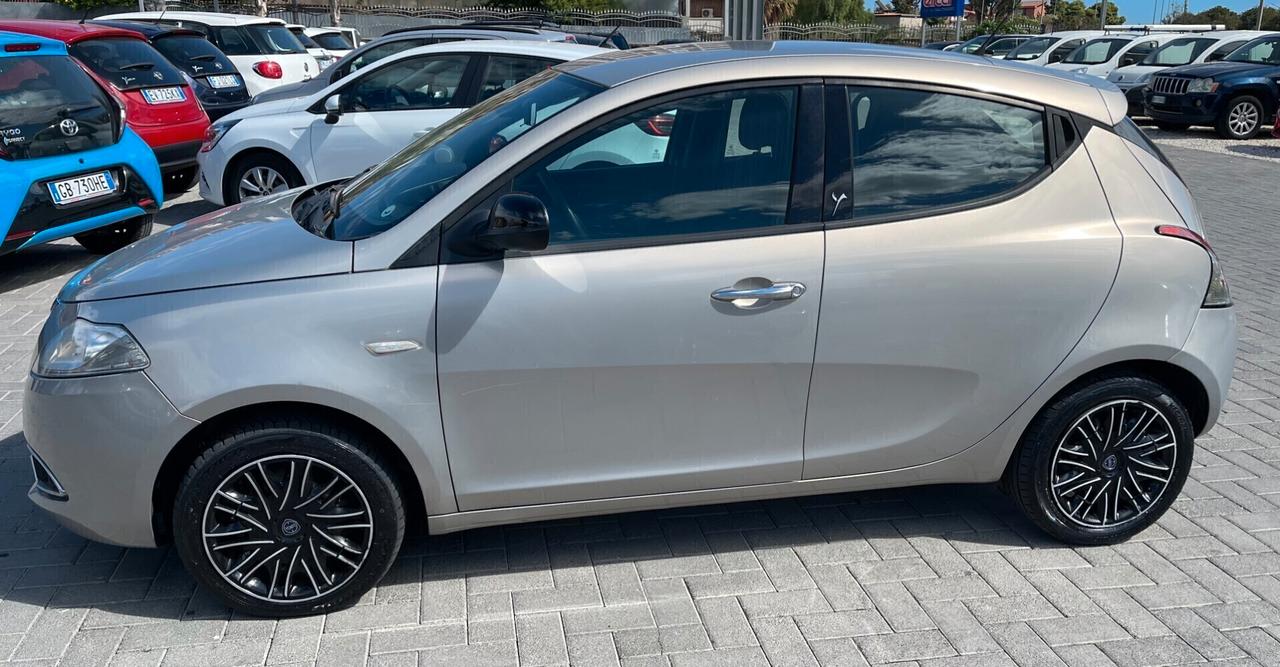 Lancia Ypsilon 1.3 MJT 16V 95 CV 5 porte S&S Platinum