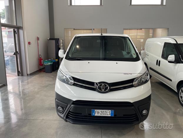 Toyota proace prolungato 2.0 122 cv