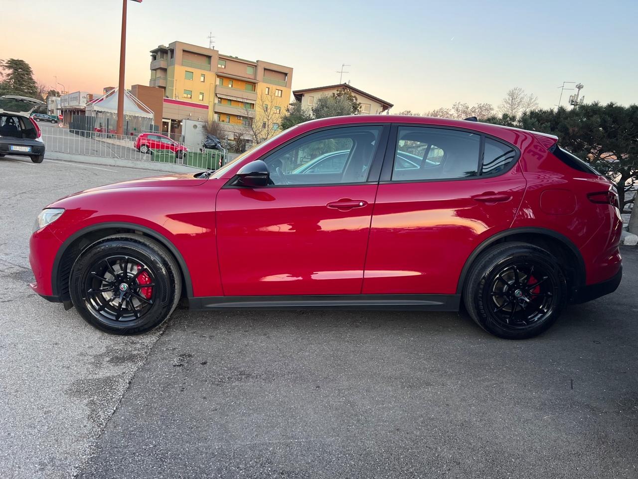 Alfa Romeo Stelvio 2.2 Turbodiesel 160 CV AT8 RWD Sport