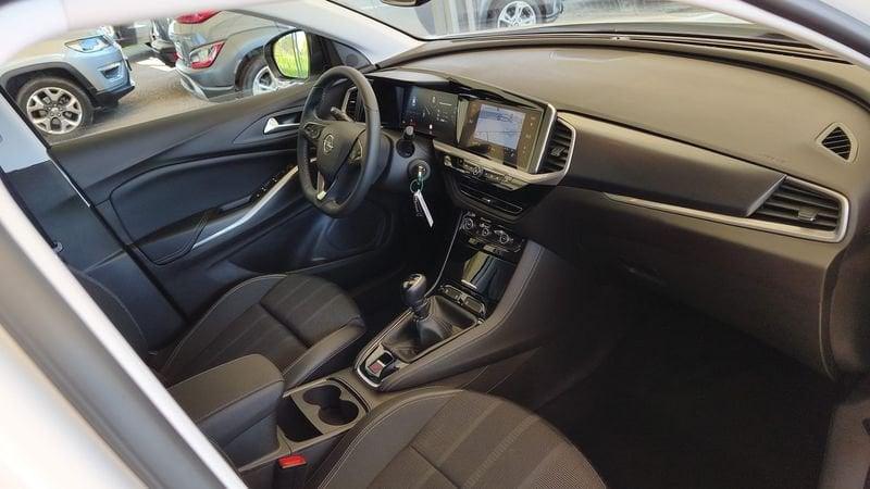 Opel Grandland 1.2 130cv MT6 Business Elegance