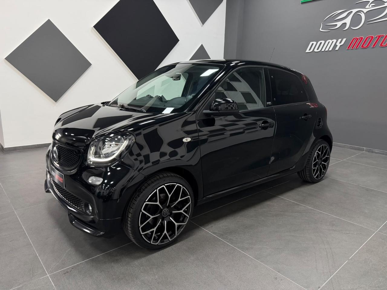 Smart ForFour 117 Cavalli 0.9 Turbo twinamic Brabus Style