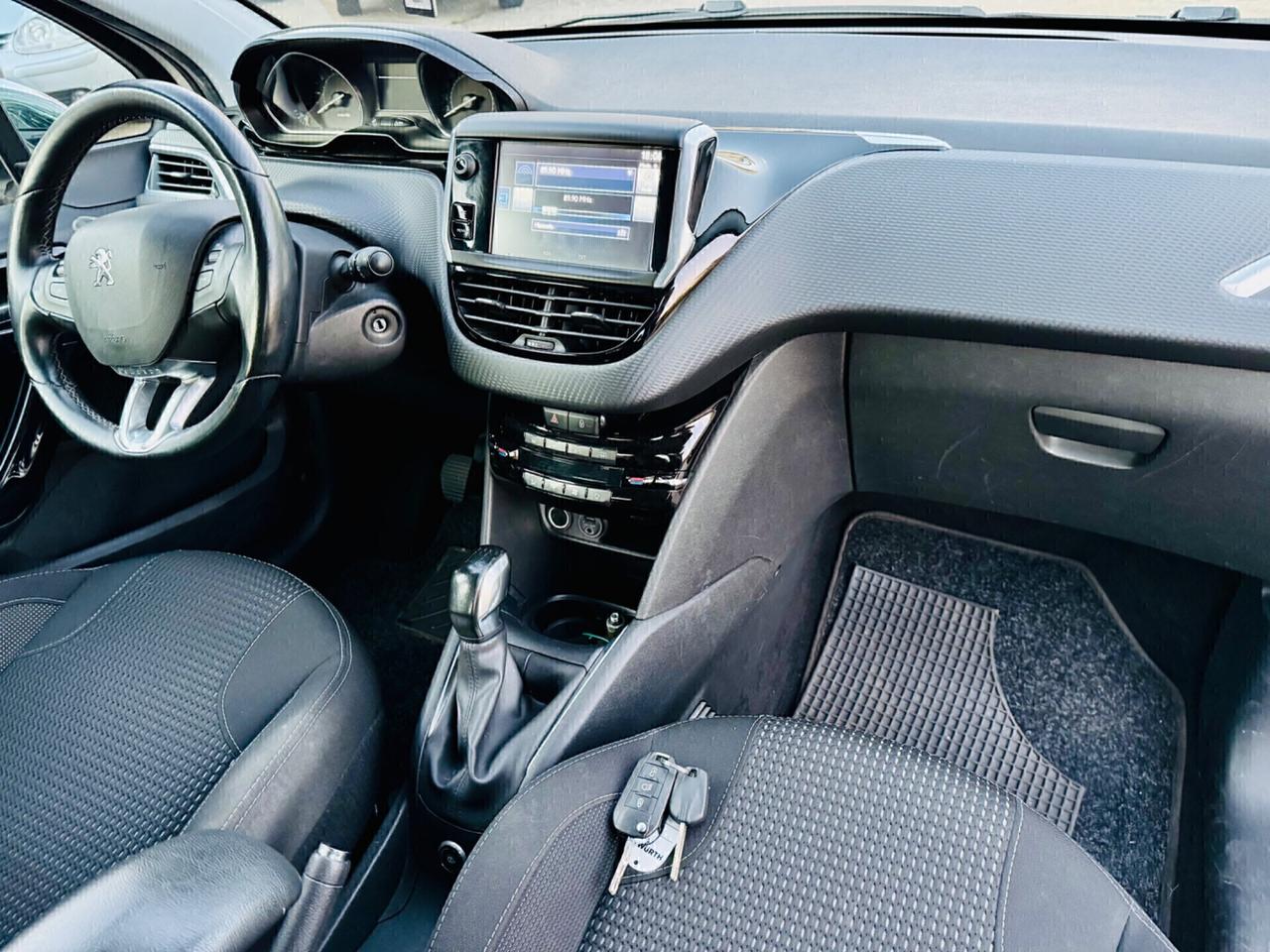 Peugeot 208 PureTech 82 5 porte Allure Ok Neopatentati