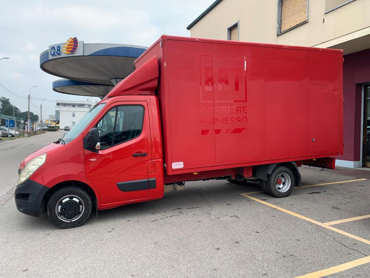Renault Master T35 2.3 dCi/130 PM Cabinato
