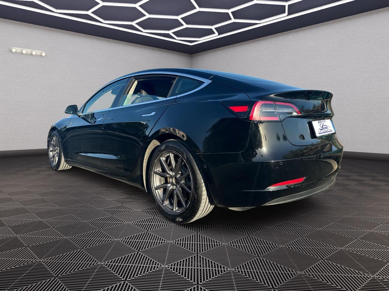 Tesla Model 3 Long Range Dual Motor AWD