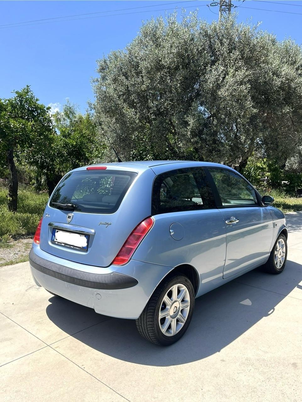 Lancia Ypsilon 1.3 MTJ EURO4 NEOPATENTATI NORD ITA POSSI ASI O FMI