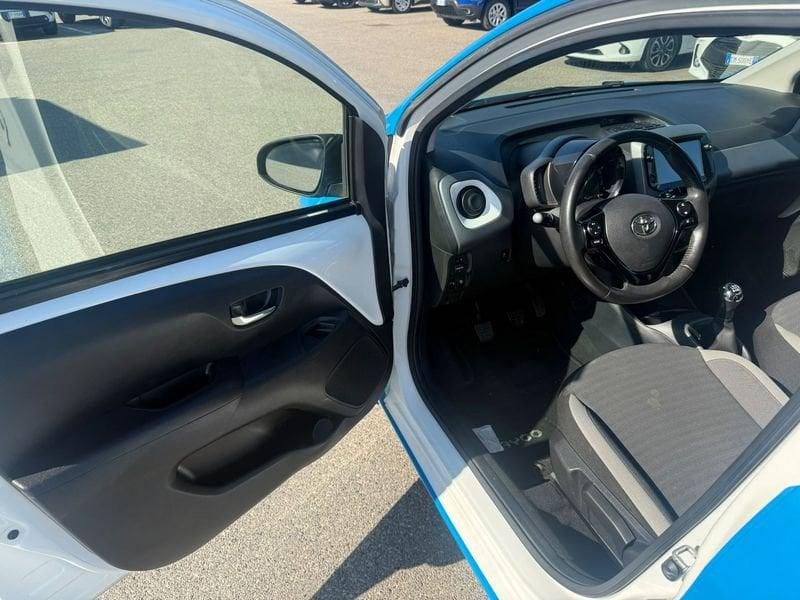 Toyota Aygo 1.0 VVT-i x-play