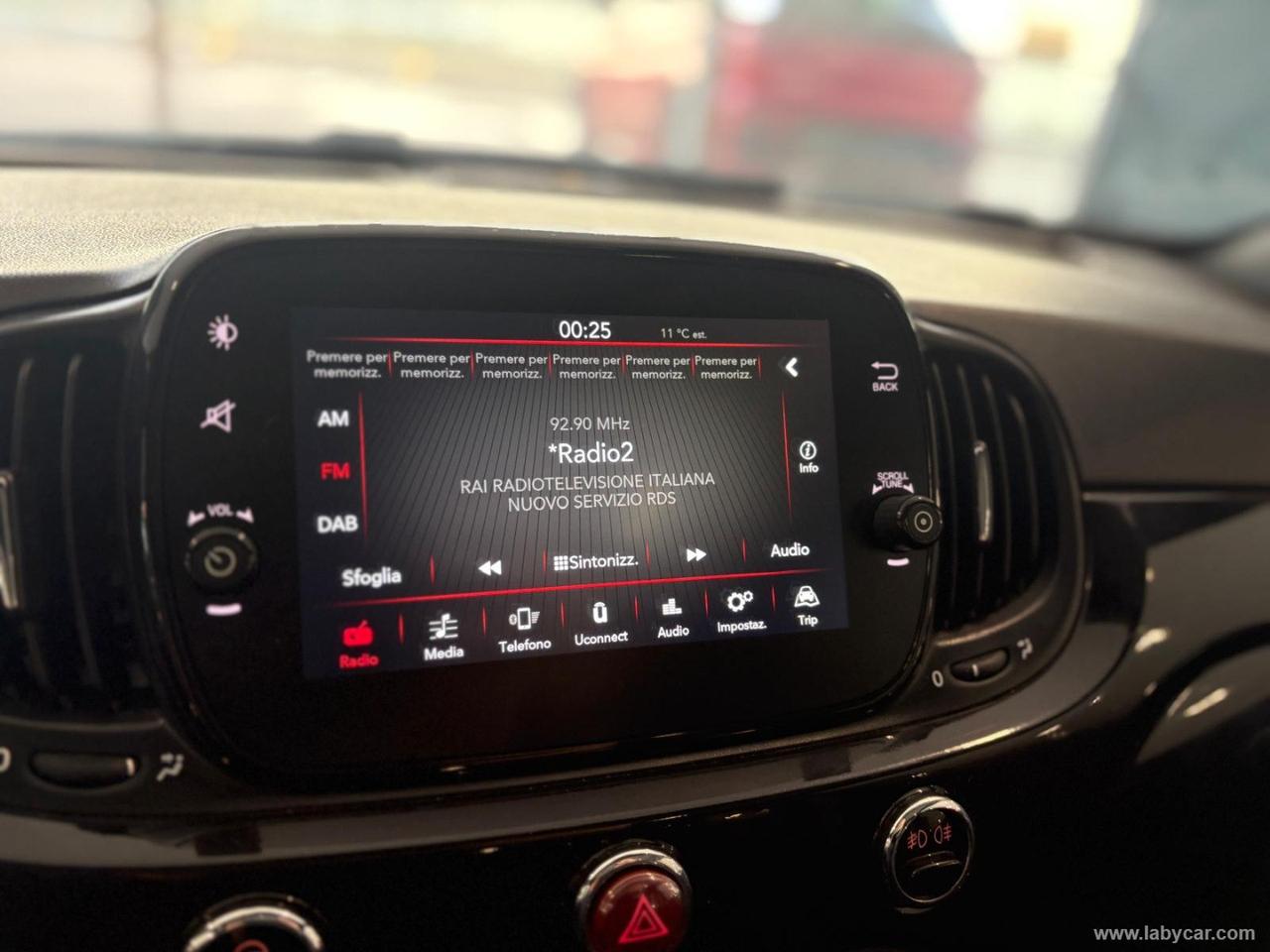 FIAT 500 1.0 Hybrid Dolcevita