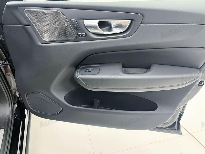 Volvo XC60 XC60 T6 PLUG IN PHEV ULTRA BALCK EDITION AWD AUT