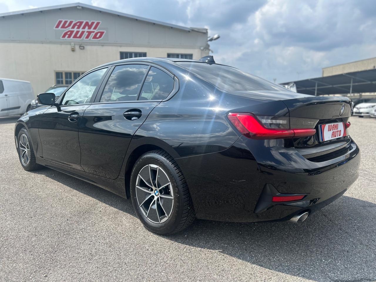 Bmw 318d 48Volt Advantage ibrida diesel