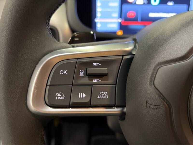 Jeep Avenger e-Hybrid 1.2 MHEV e-Hybrid Turbo Altitude