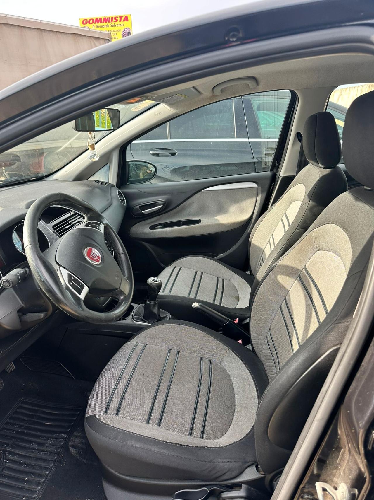 Fiat Punto 1.3 MJT II 75 CV 5 porte Pop