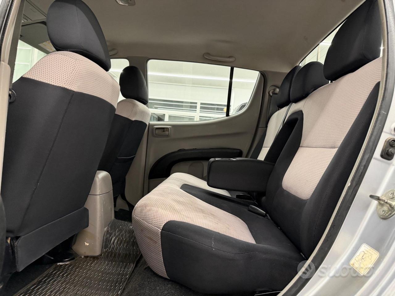 Mitsubishi L200 2.5d136CV DoubleCab iva esposta 4W